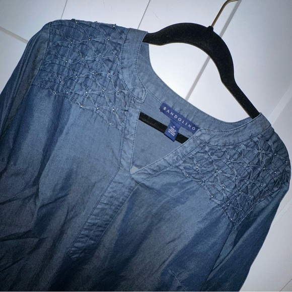 Bandolino Tops - Bandolino Blue Chambray Women’s Shirt medium